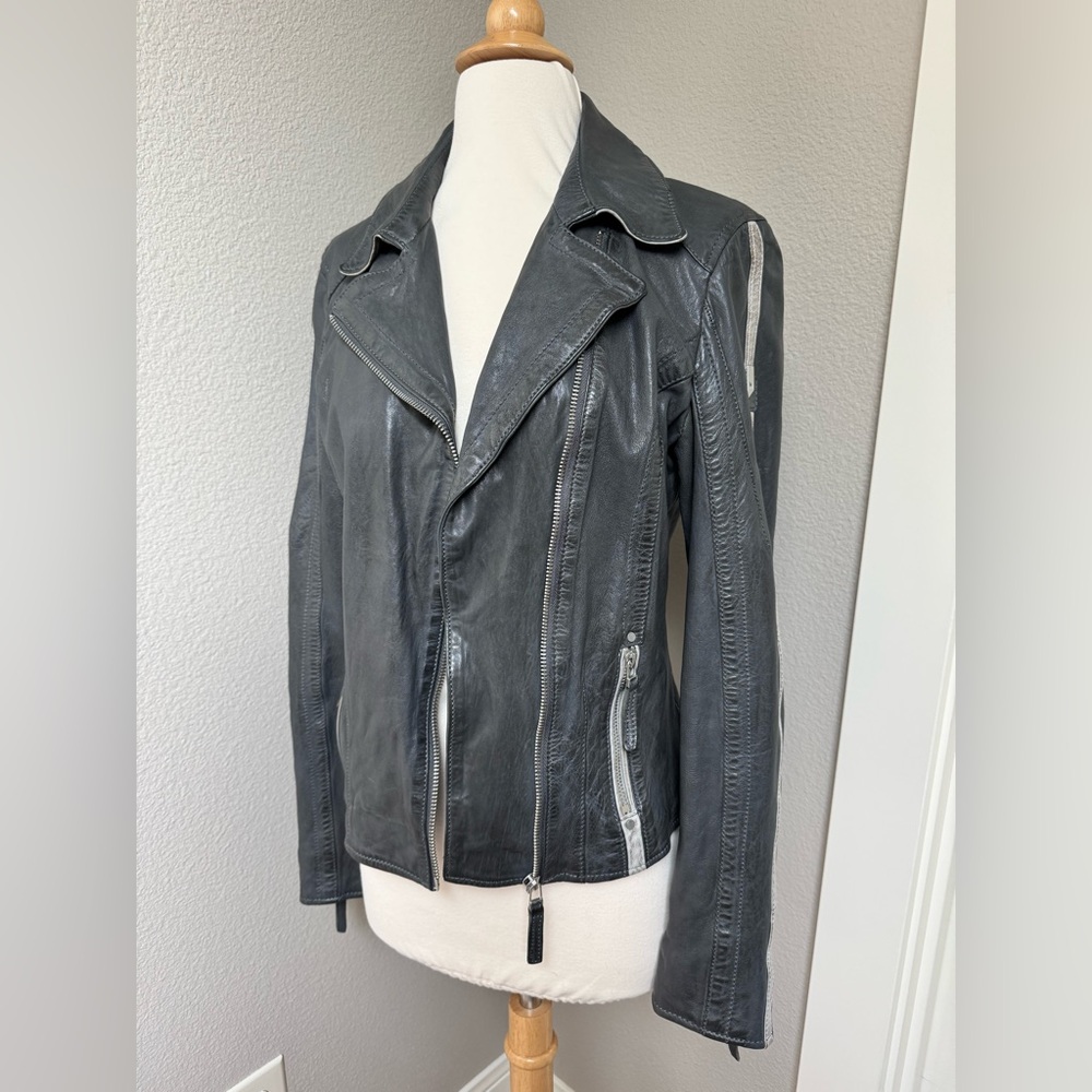 NWT Mauritius two tone gray leather jacket with arm stripe US 8 38
